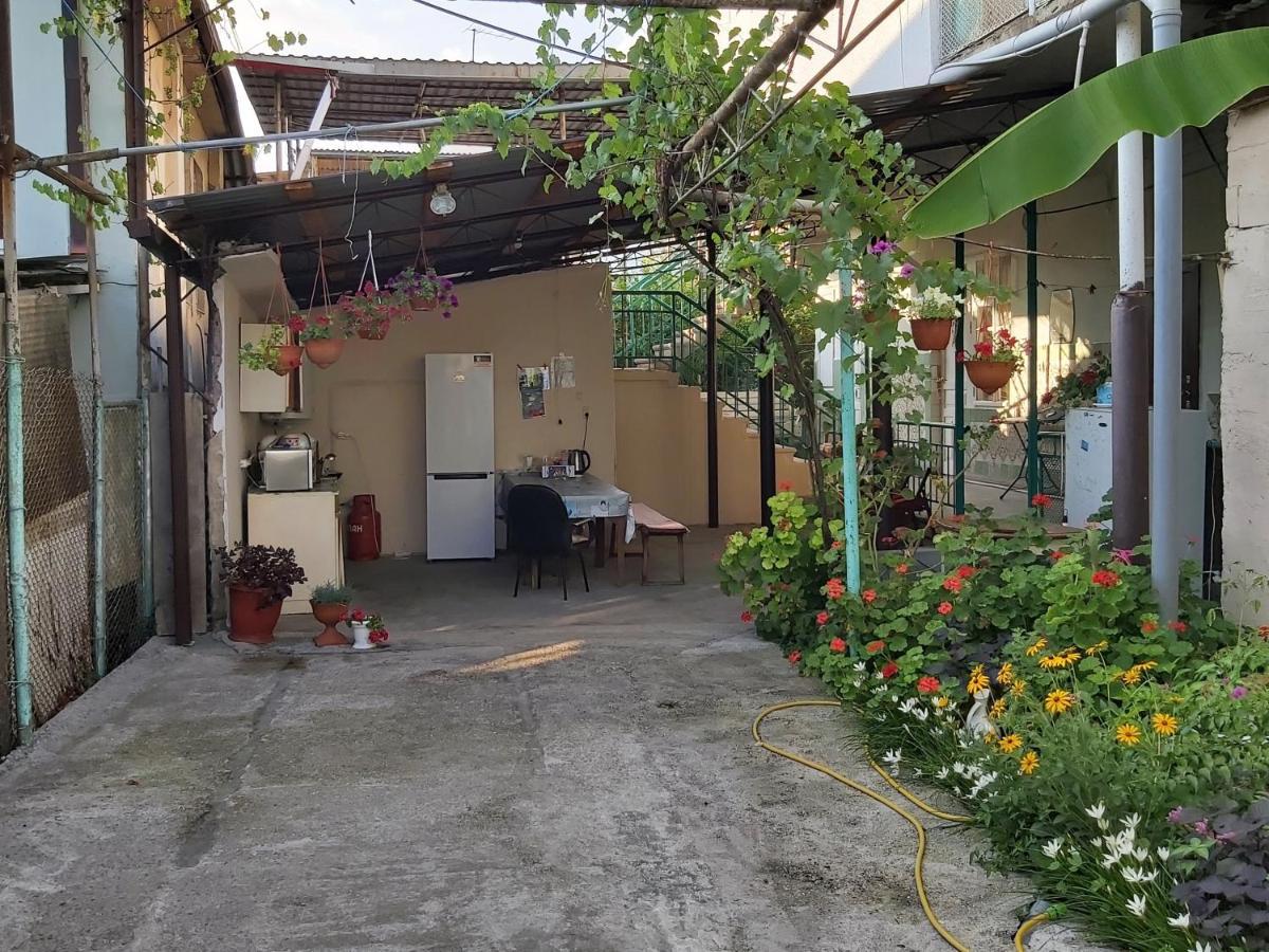 Na Shapsug Guest House 가그라 외부 사진