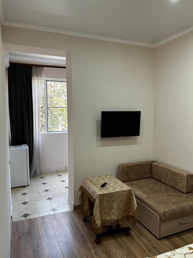 Na Shapsug Guest House 가그라 외부 사진