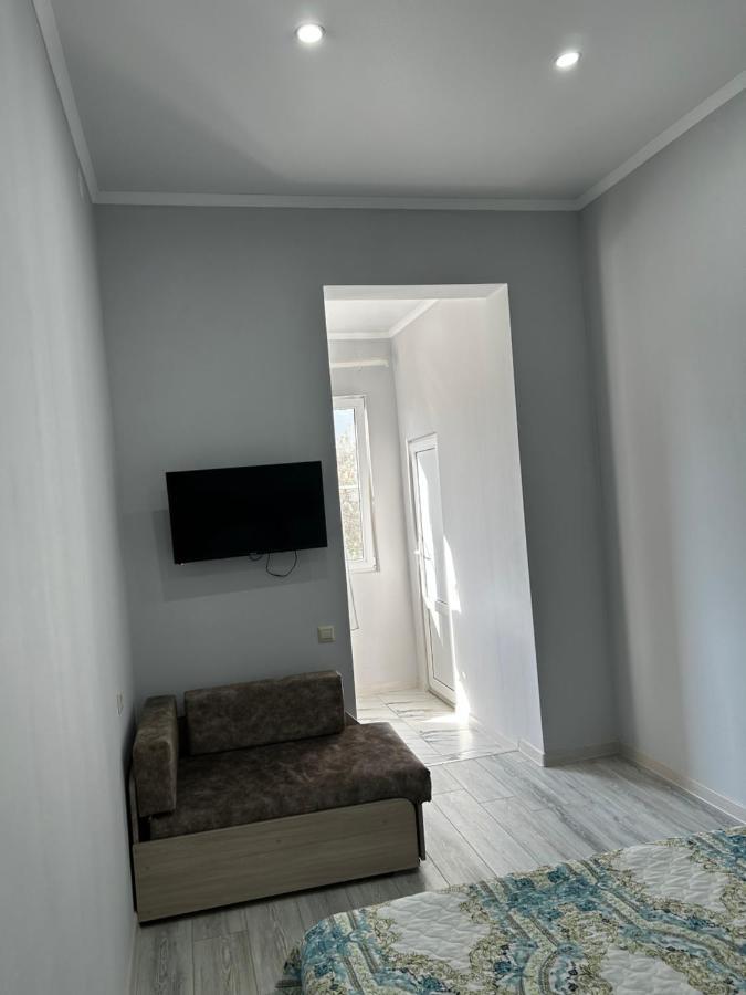 Na Shapsug Guest House 가그라 외부 사진
